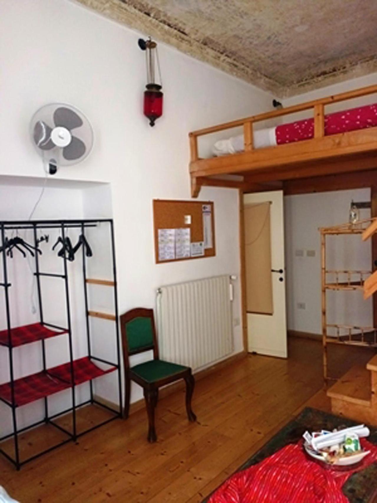 B&B Le Finestre Su Via Cavour Sassari Room photo